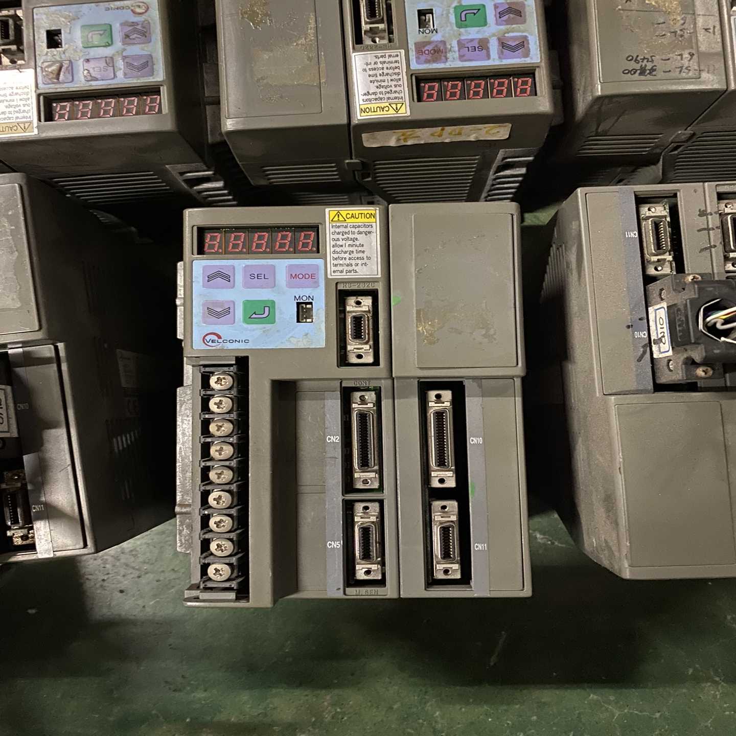 VLPST-012P2V-XB东荣伺服驱动器询价