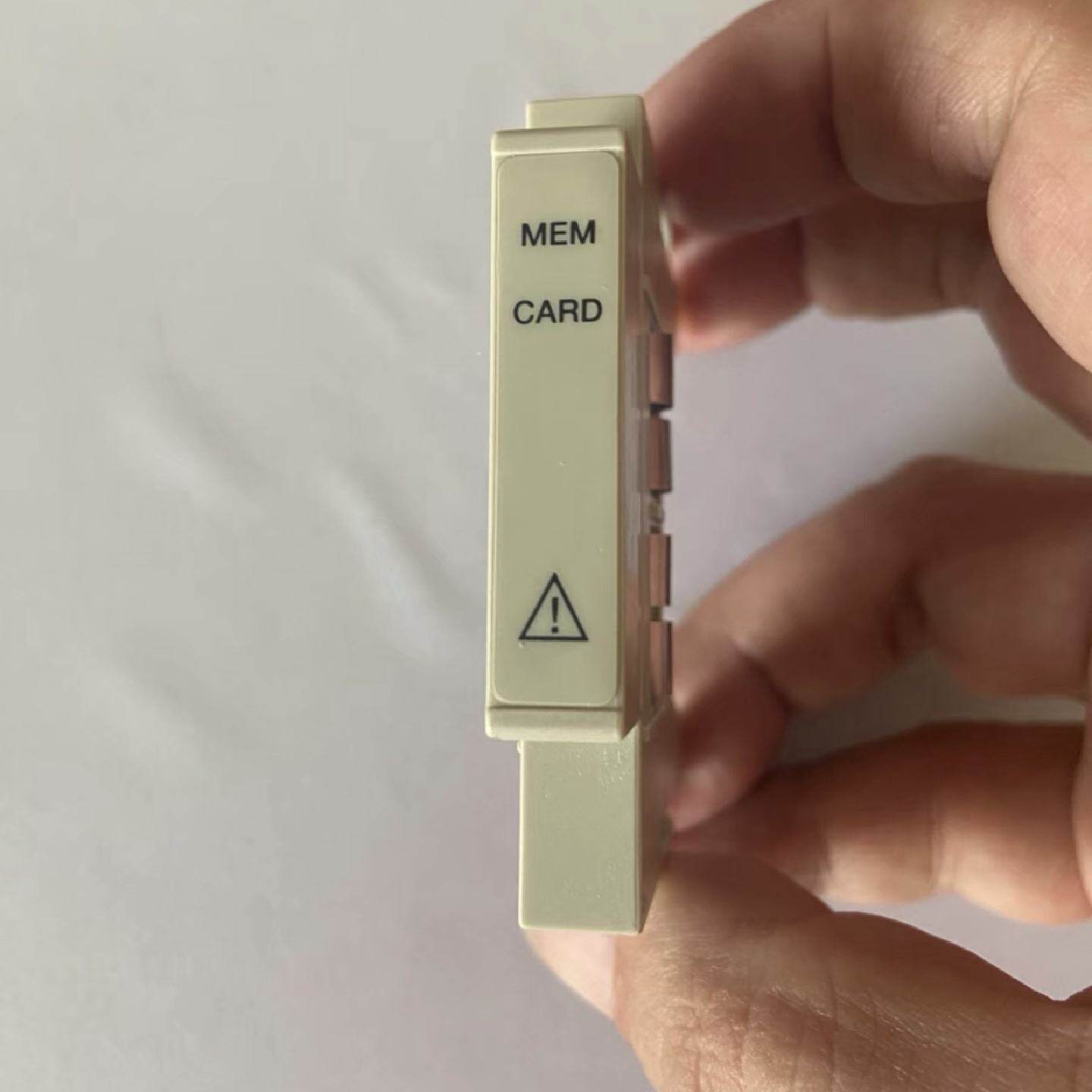 议价施耐德PLC记忆卡卡托适用micro系列premium系列PLC记忆卡全新