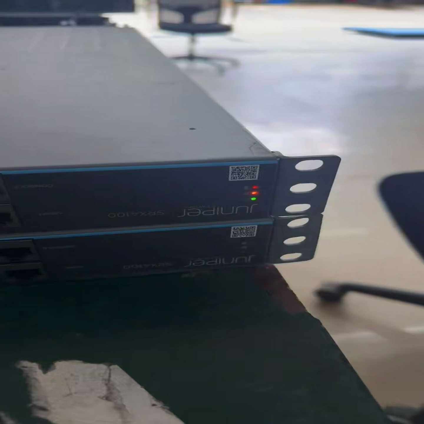询价Juniper/瞻博SRX4100-AC高端防火墙，双电