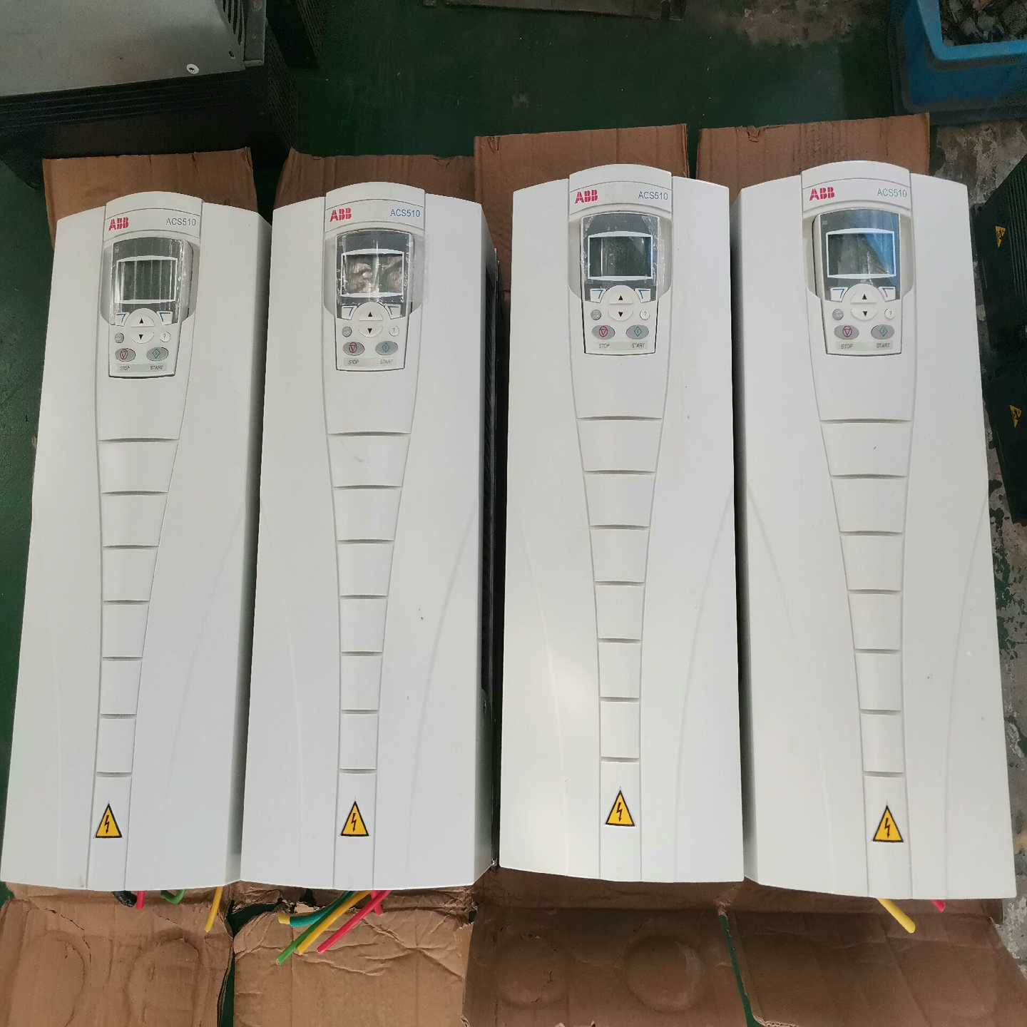 询价ABB变频器ACS510-01-031A-49成新