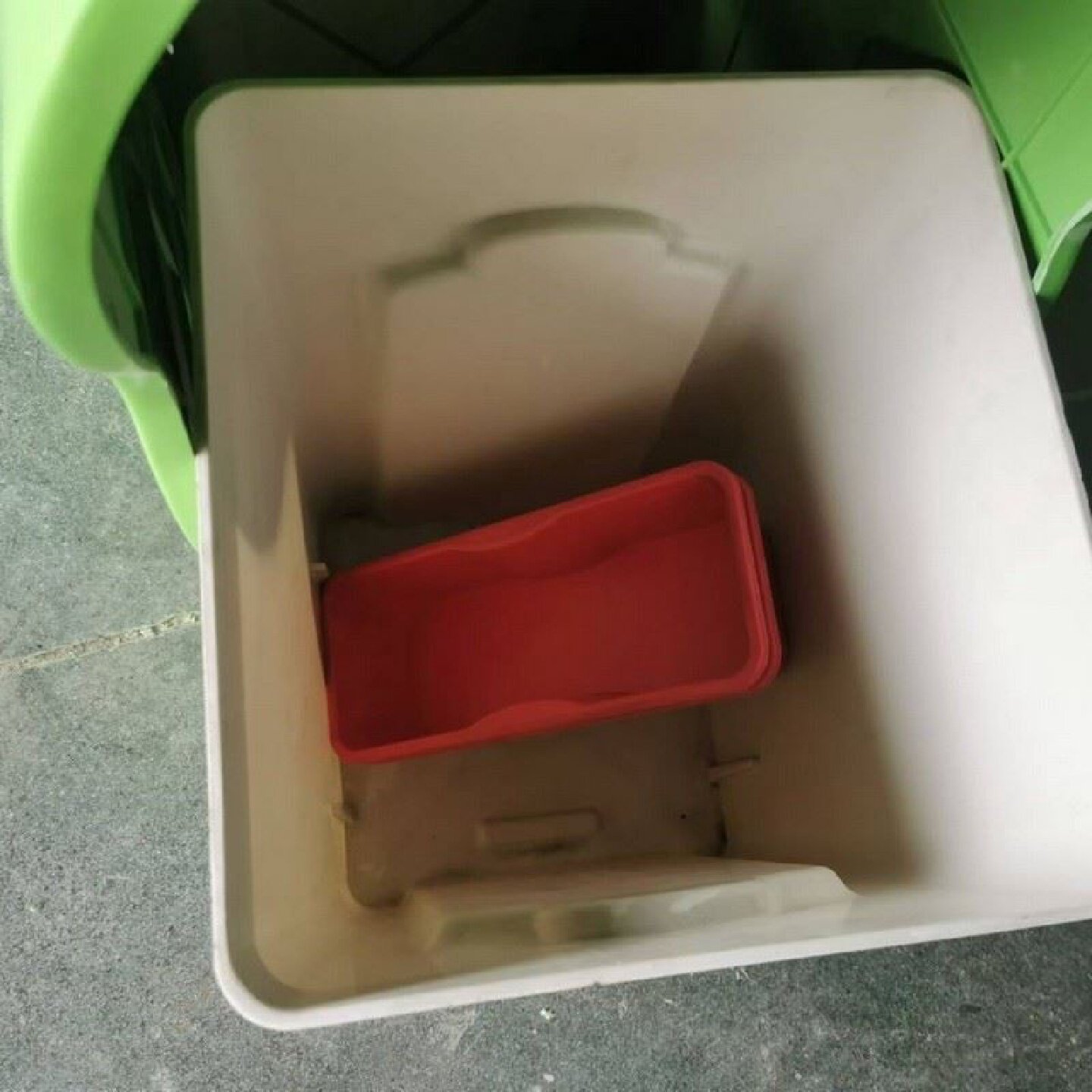 卡通垃圾桶户外蝴蝶玻璃钢垃圾箱学校小区公园景区游乐场定果皮壳