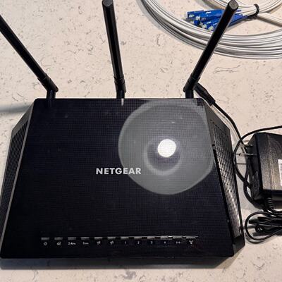 个人闲置 NETGEAR网件 R6400 AC1750 Sm art WiFi路由器，带天线