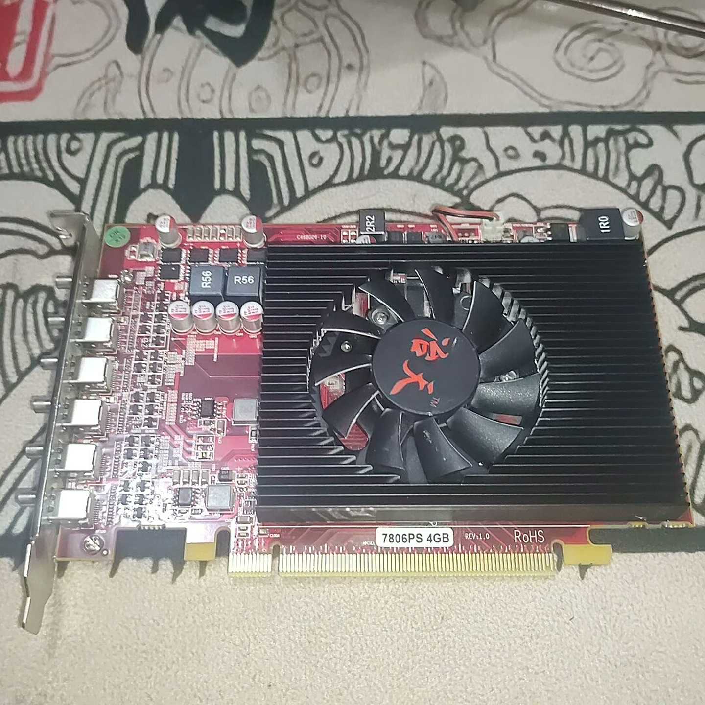 议价冶天7806PS4G多分屏显卡1*6，