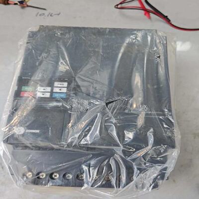 议价议价众辰变频器15KW，Z2400T-15GY，专可维修