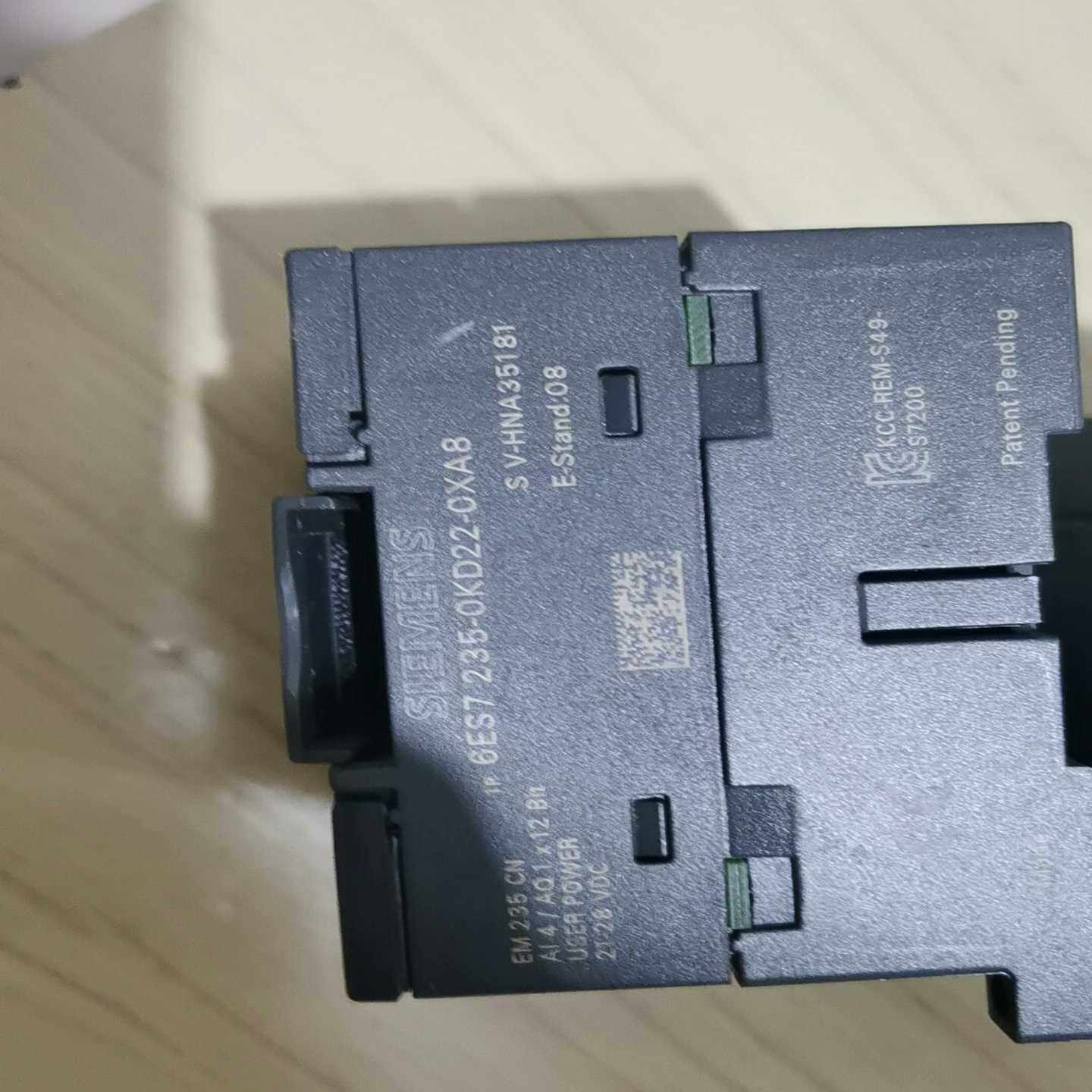 西门子6ES7235-0KD22-0XA8外观完好无破损。--议价商品
