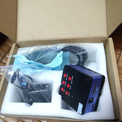 工程剩余的4k级HDMI工业相机一个，相机HDMIUSB双 输出，可插卡，