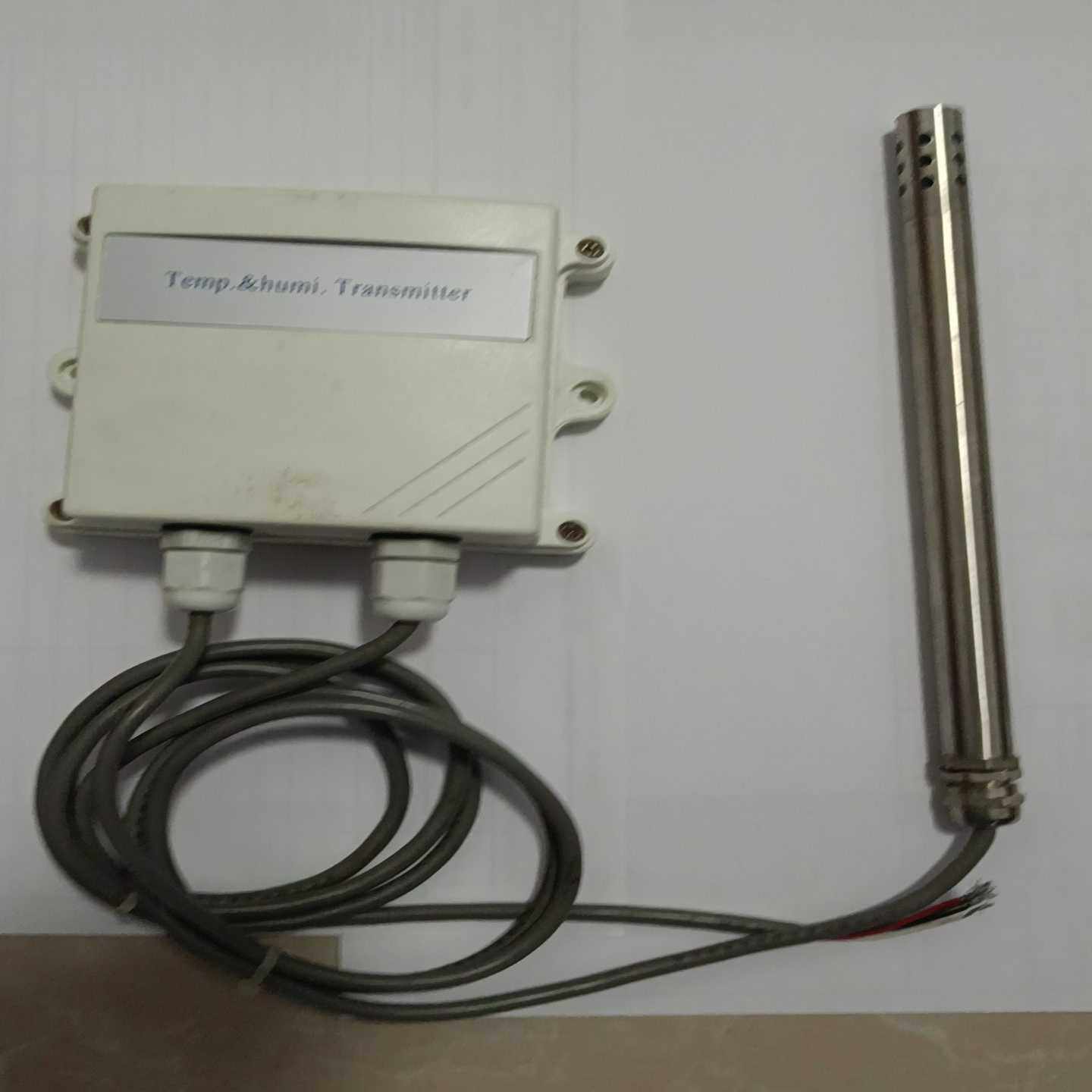 温湿度变送器传感器型号，HSTL-108WS室外农业温湿度计询价