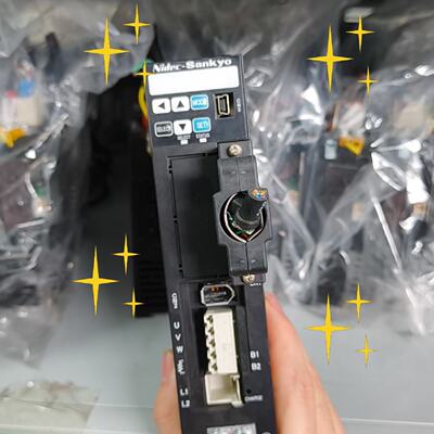 议价Sankyo Servo Drive Da22421 400W Power Ac适用
