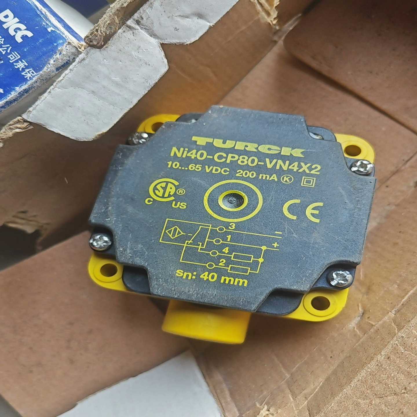 德国原装进口TURCK接近开关Ni40-CP80-VP4X2--议价商品