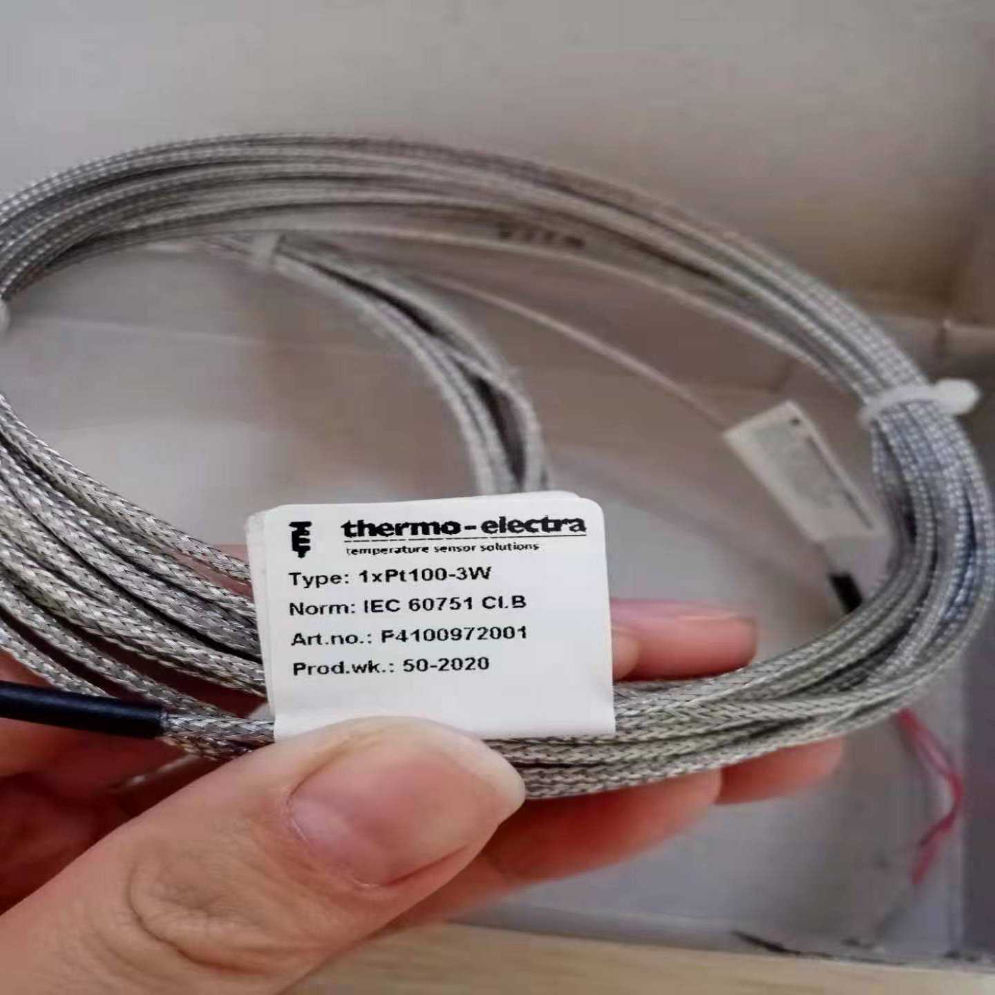 绿添销售荷兰TChermo-Electra温度传感器MBB-S-3-SS-5000-B