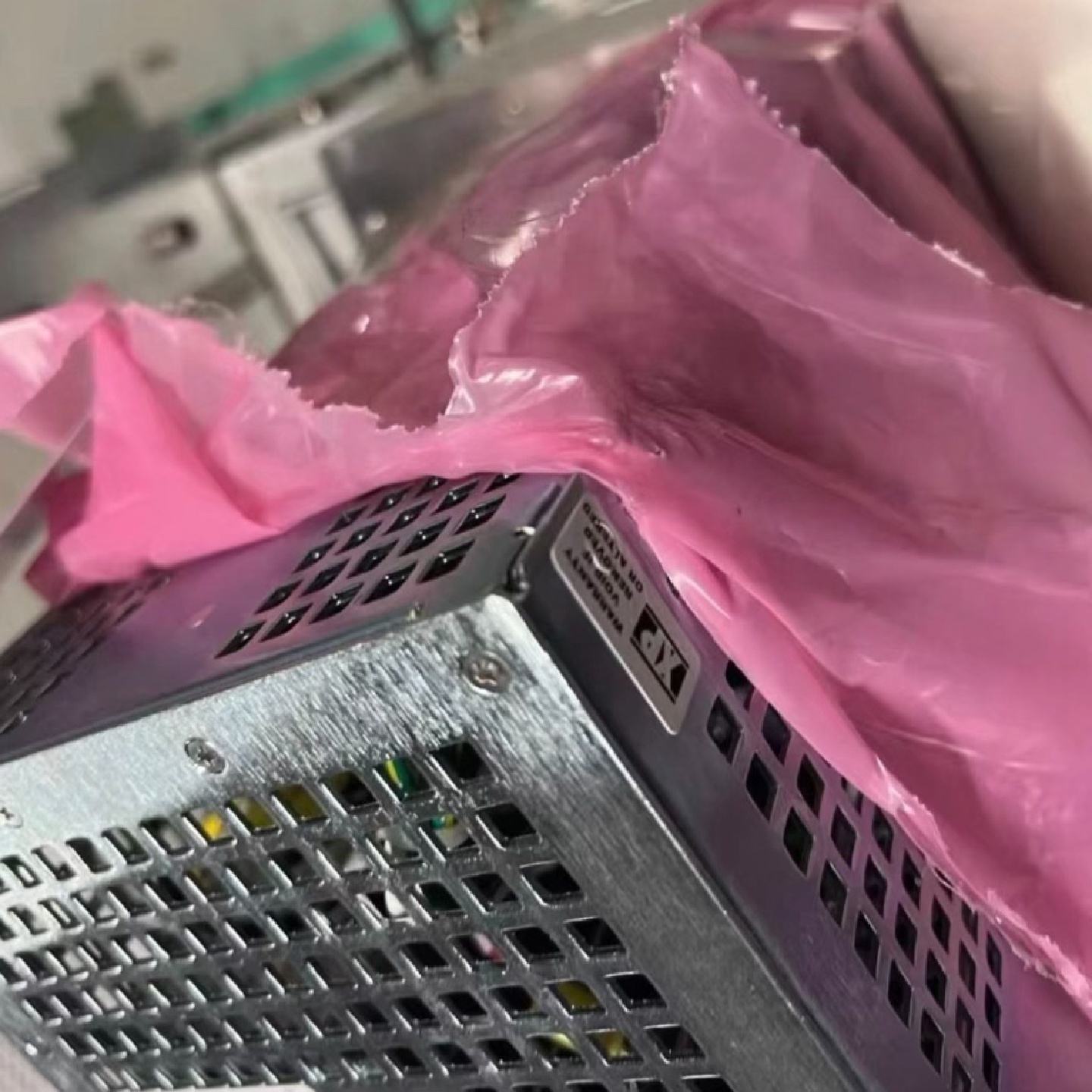 议价--XP Power电源模块,型号100-102367-01-0