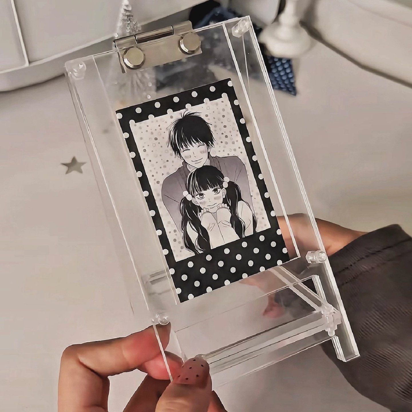 小卡展示架谷美diy卡套细闪3寸插卡立牌收纳架亚克力谷子保护套