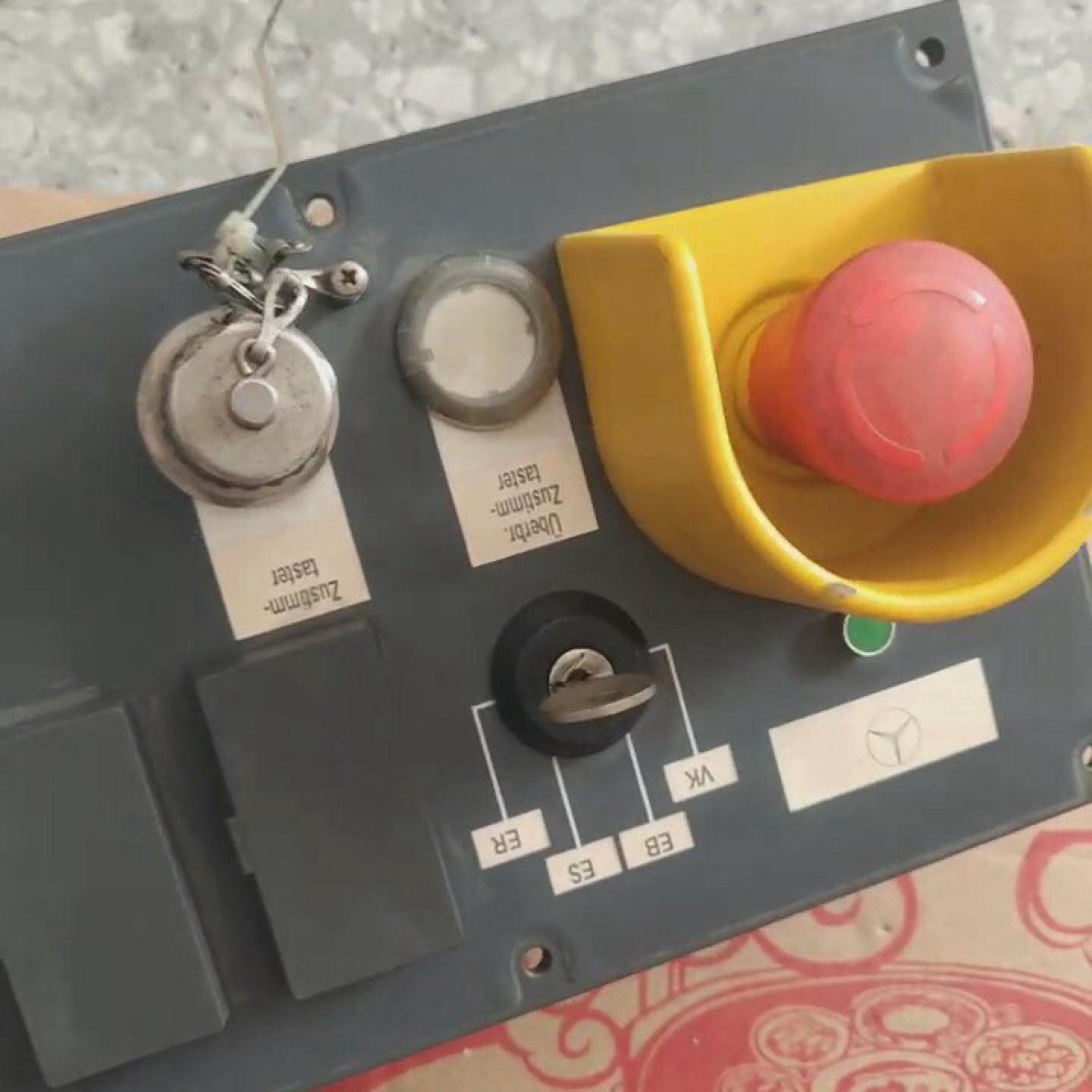 6FC52030ad271AA0实物图拍摄有几台库存需要--议价商品