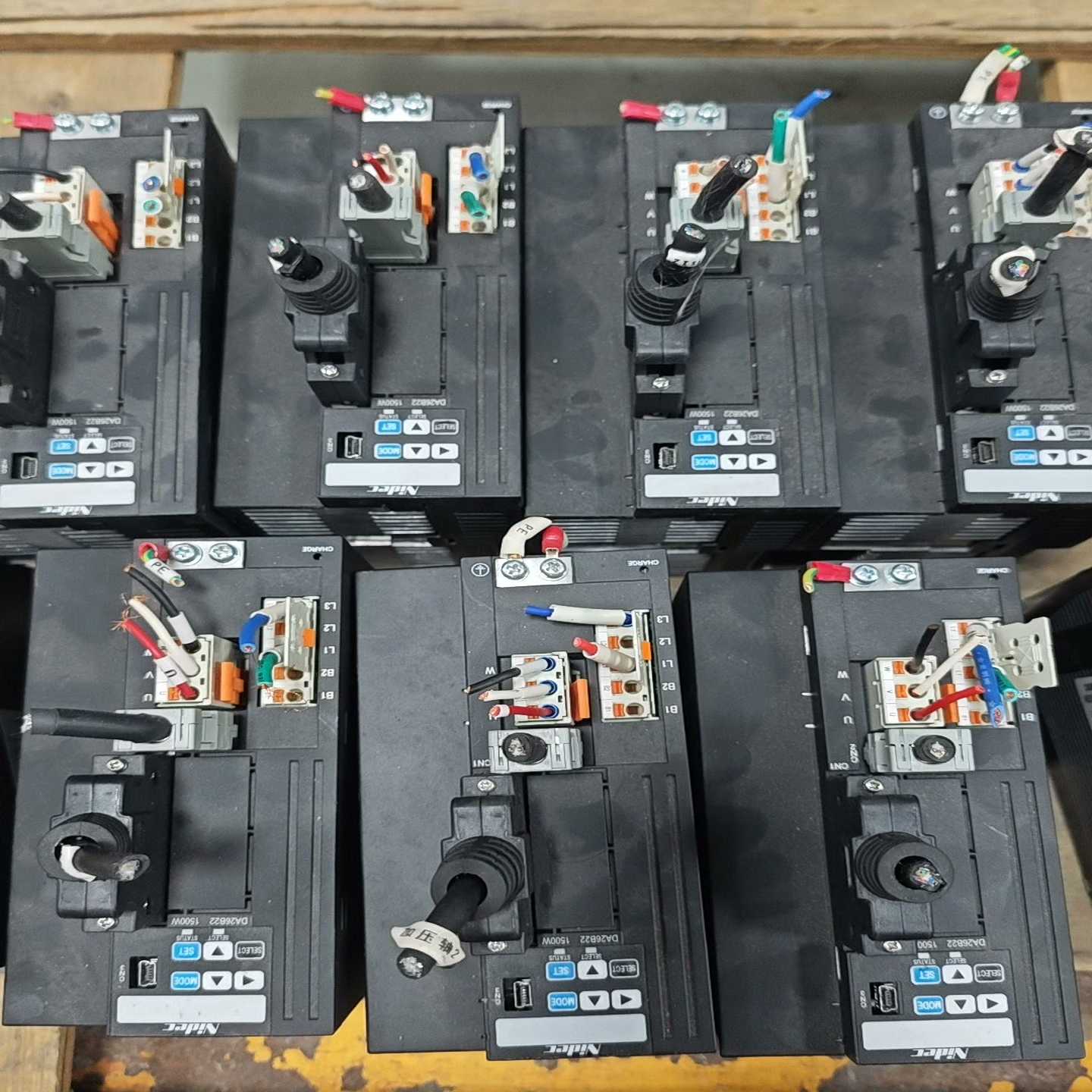 Nidec，三协伺服驱动器DA26B22+电机MM152N2--议价商品