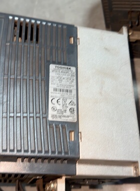 东芝变频器VFS154022PLCH380v2.2kw