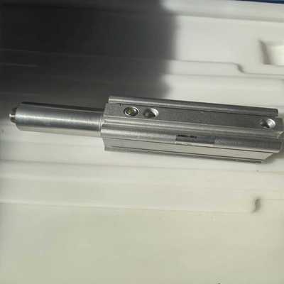 询价SMCMKB32-50LZ气缸全新无包装（一点点磕碰看图）