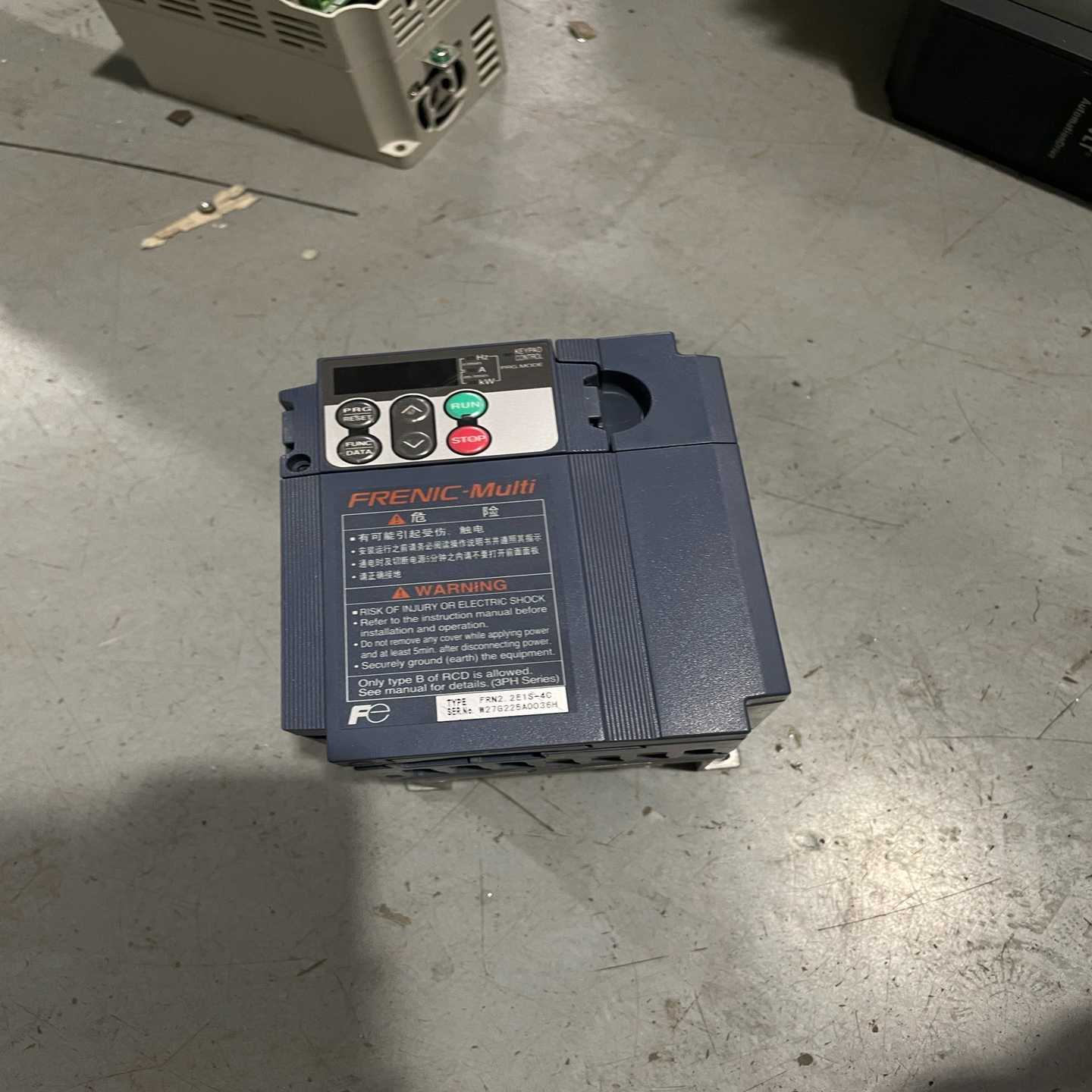 变频器FRN1.5E1S-4C9新左右1.5询价