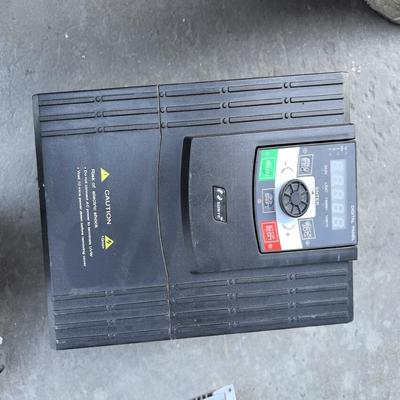 (工仔机械）日业变频器  功能  CM530H-D4