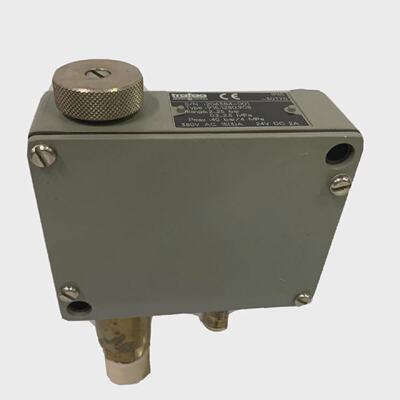 TRAFAG Pressostat 915.1280.908 Pressure Switch 2...25 bar 0.