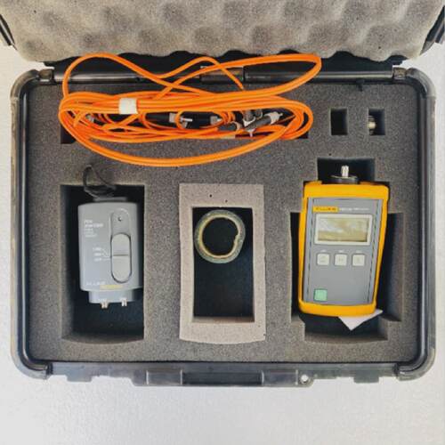 Fluke FTK100 Fiber Optic Loss Test Kit FM130 Fiber Meter wit
