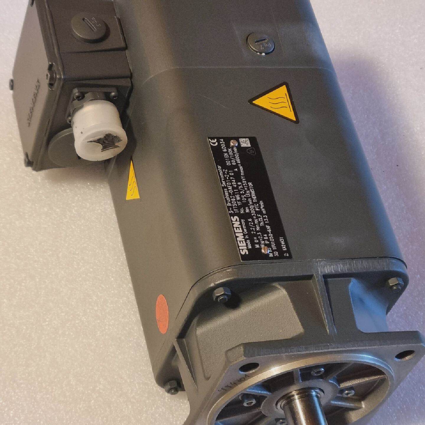 Servo Motor SIEMENS  1FT50620AF012Z  Mn2.3Nm  nN3000rpm