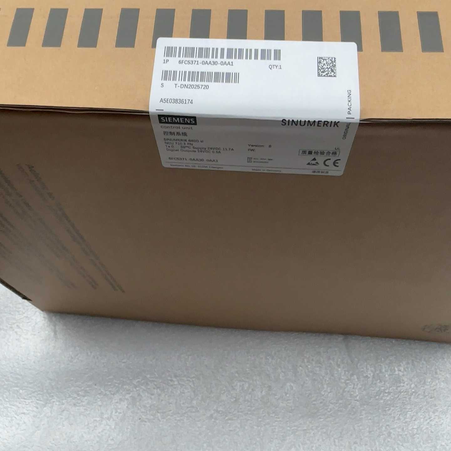 6FC5371-0AA30-0AA1德国进口西门子NCU71-议价