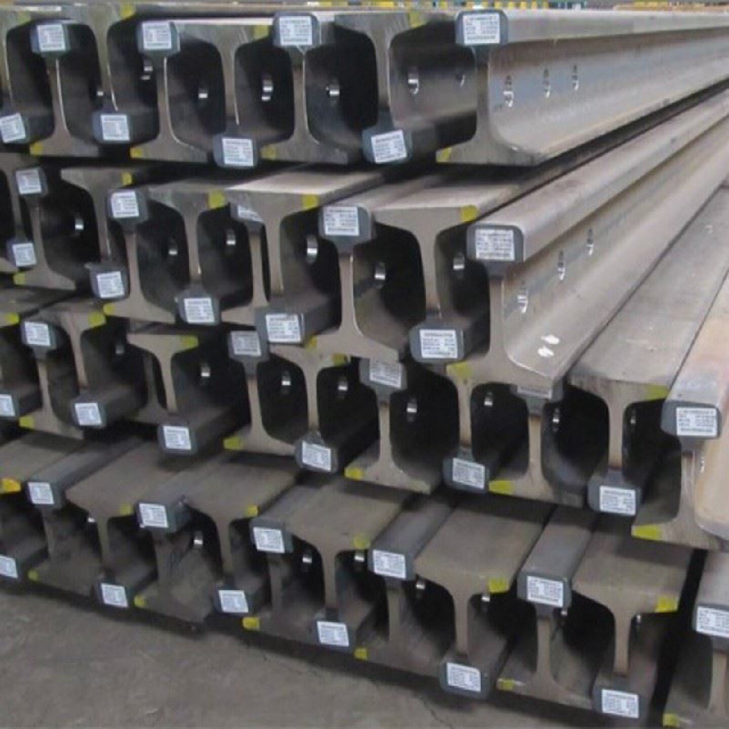 重轨道铁轨轻轨轨道钢路轨火车轨道8kg15kg18kg22kg30kg