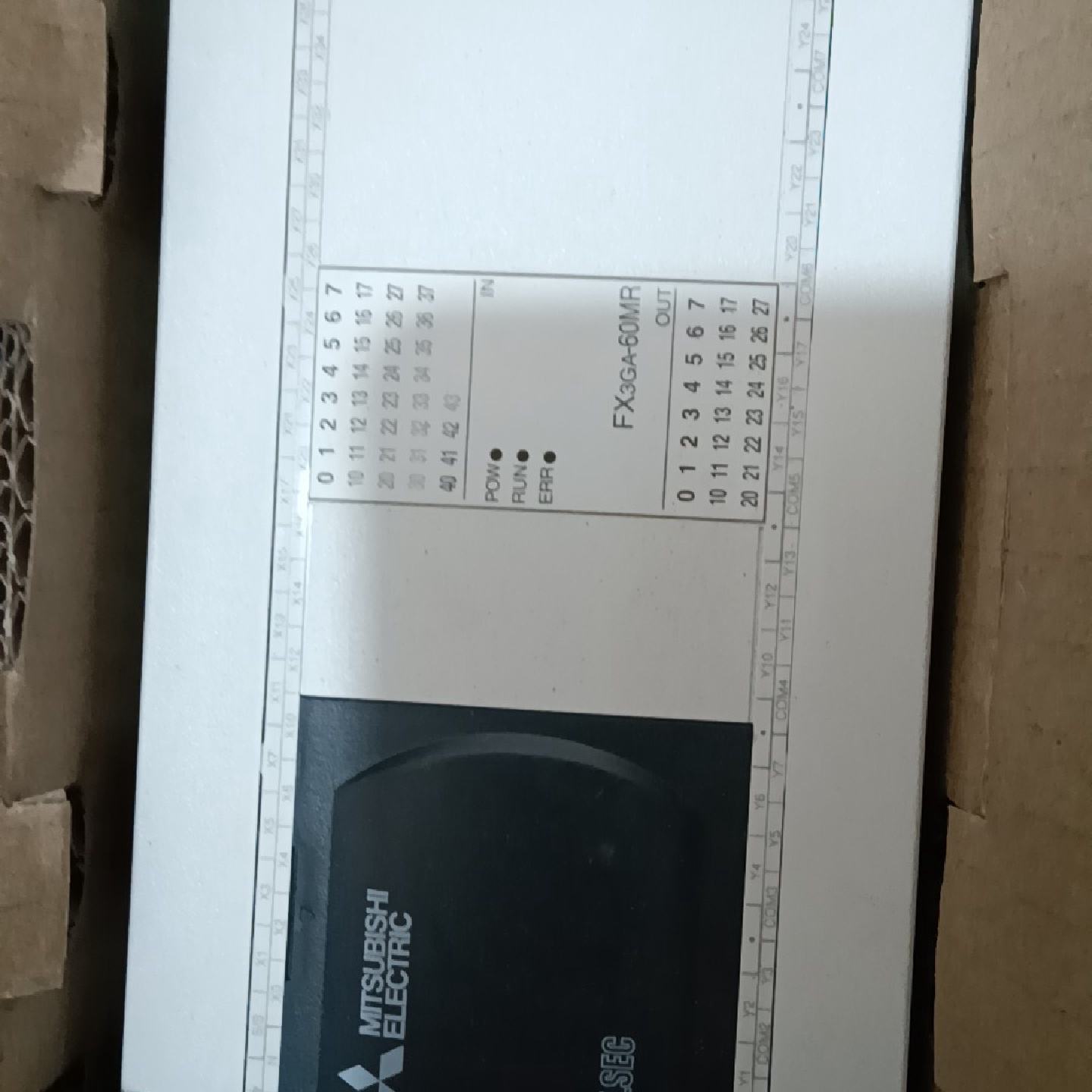 三菱PLC FX系列，拆机品，带原包装盒，外壳有使用痕迹，端--议价