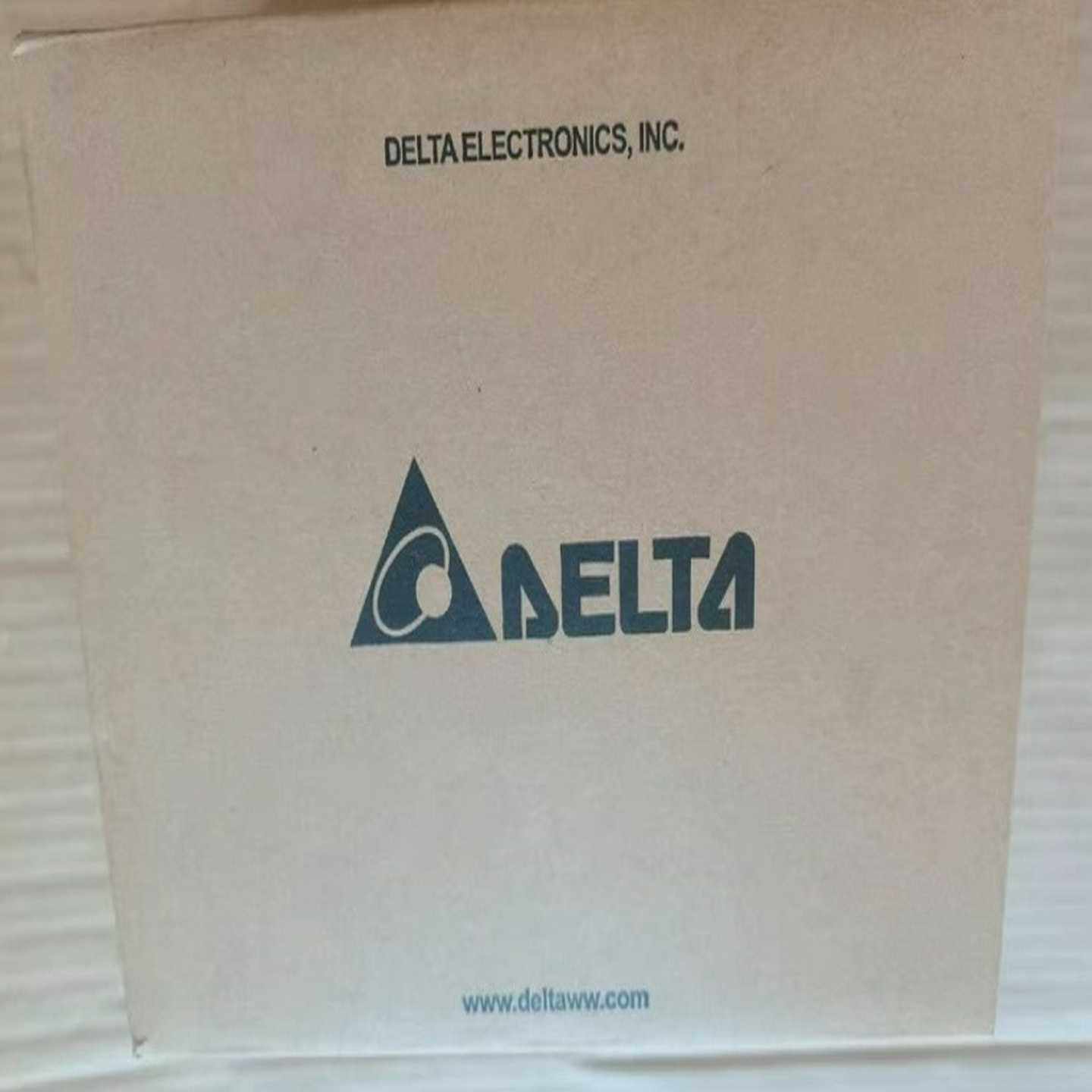 VFD015M23A台达变频器，质保一年，便宜卖询价