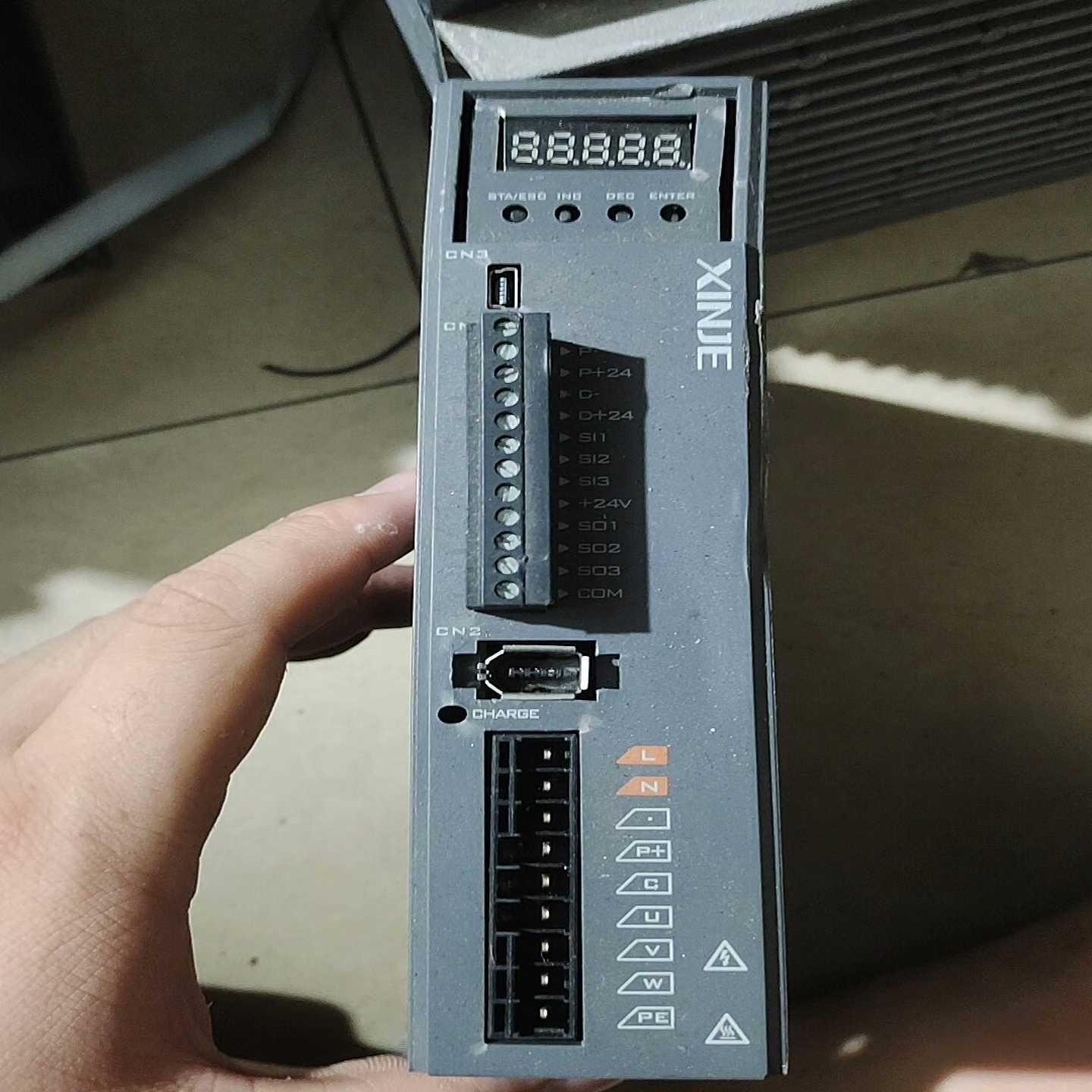 议价信捷5L1-201-，功能完好，外观一般，实物拍