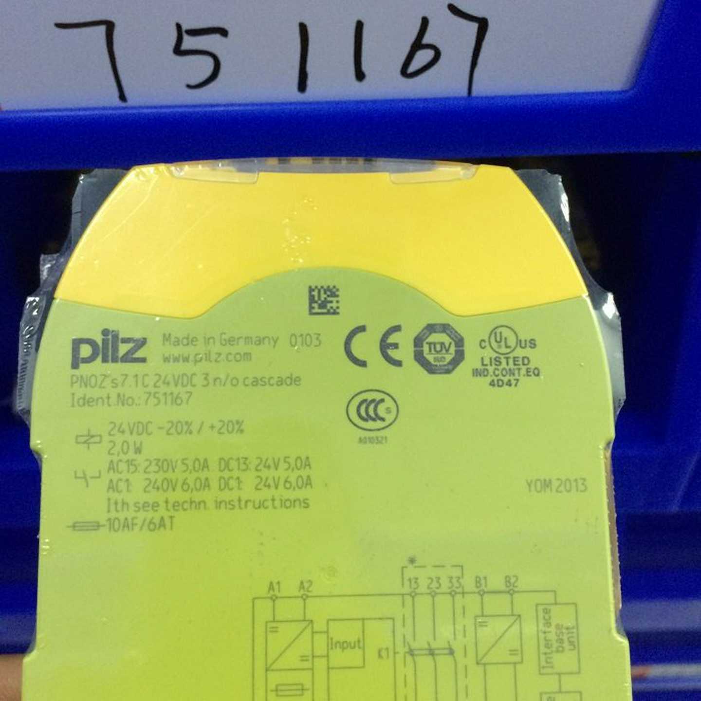 774738PNOZX4230VAC3n/o1n/c皮尔兹Pillz安全继电器