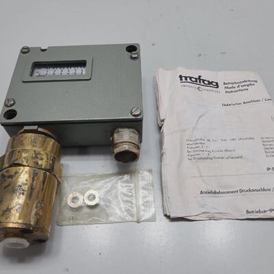 TRAFAG 920.2377.933 DIFFERENTIAL PRESSURE SWITCH 0...6 BAR