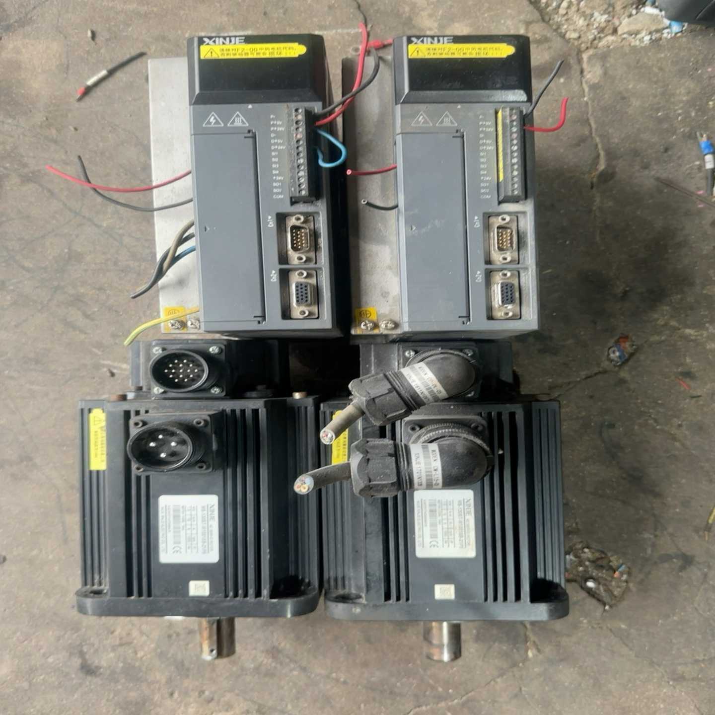 信捷伺服驱动器DS2-215-AS电机型号MS-130ST---议价商品