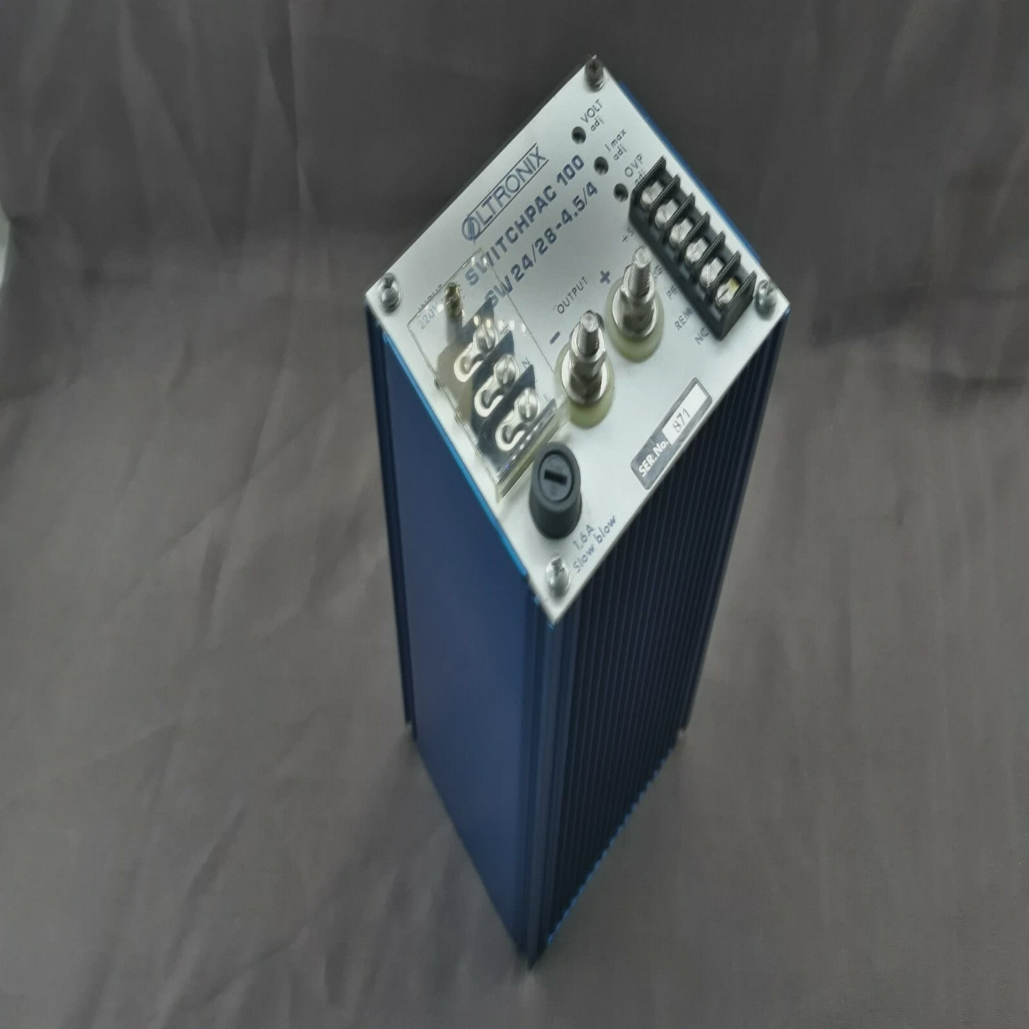 OltronixSwitchpac100SW24/28-4.5/4