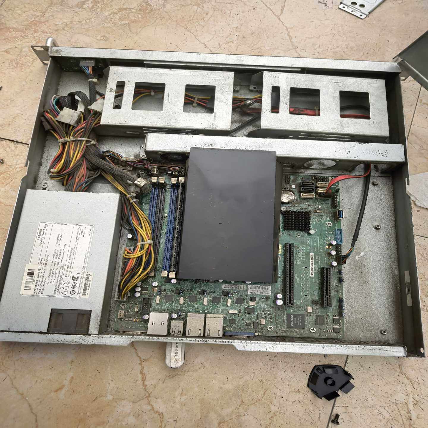 海康威视服务器产品型号IVMS-8700，cpue3-122--议价商品