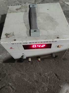 议价成都01712一4型数字显示直流稳定电源，实物如图，