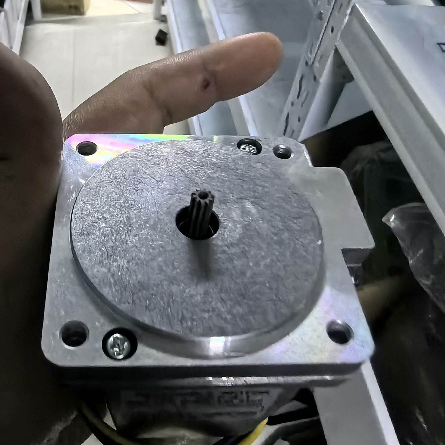 议价--BOSCH可逆电机，型号EELF-4-1，输入电压115V，