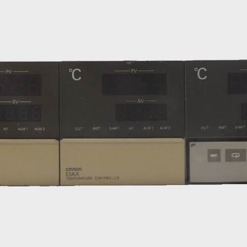 Omron E5AXA20 Temperature Controller E5AX Reseller Lot of 5