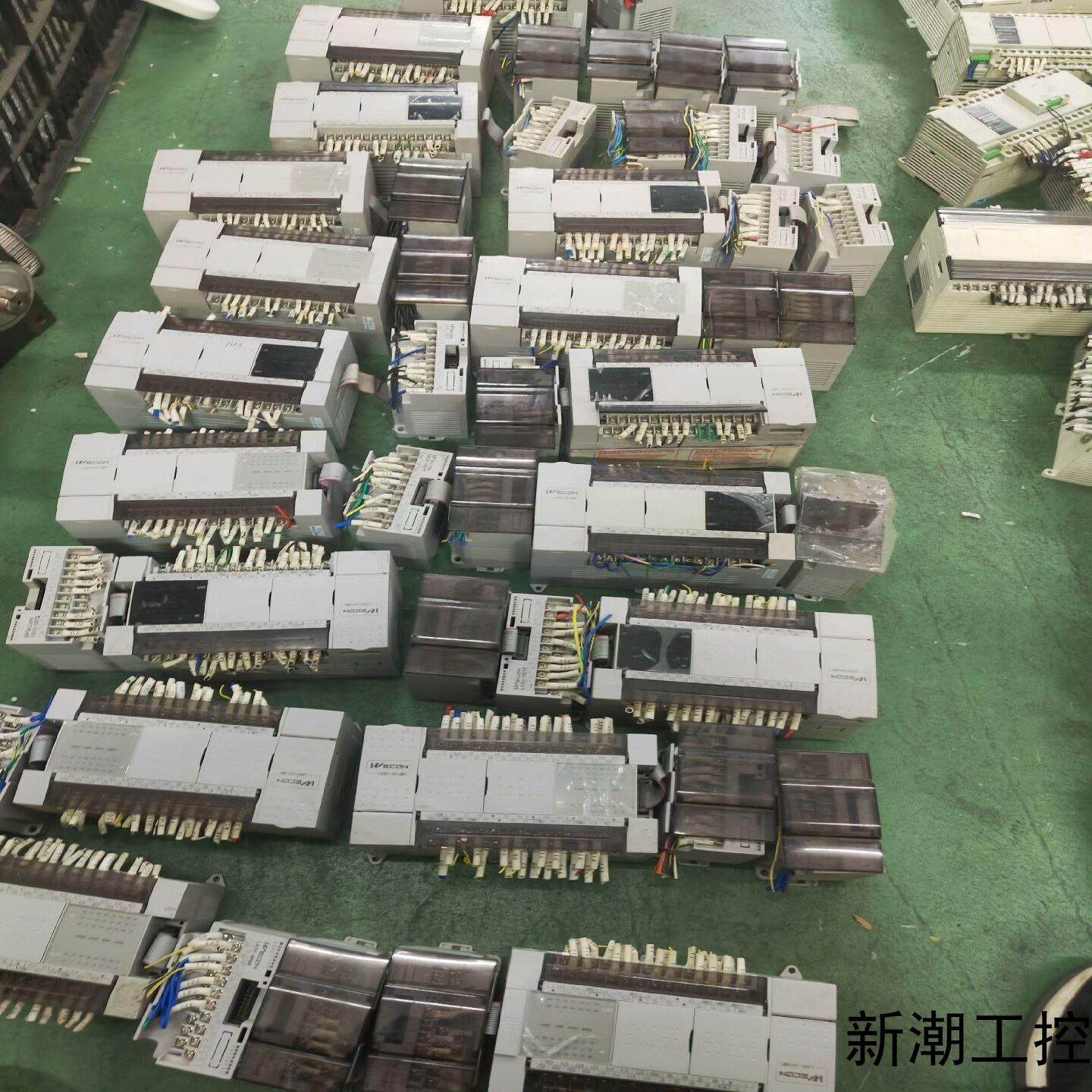 维控PLC型号LX5V-2416MT现货30条原装正议价商品