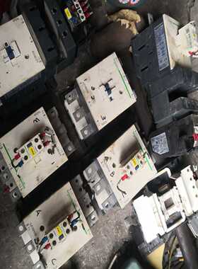 询价~交流接触器LC1D115，线圈220Vac，触