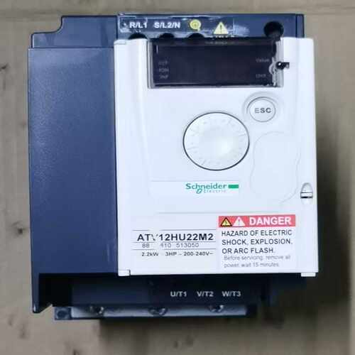 ATV12HU22M2 变频器220V2.2KW 成色~询价