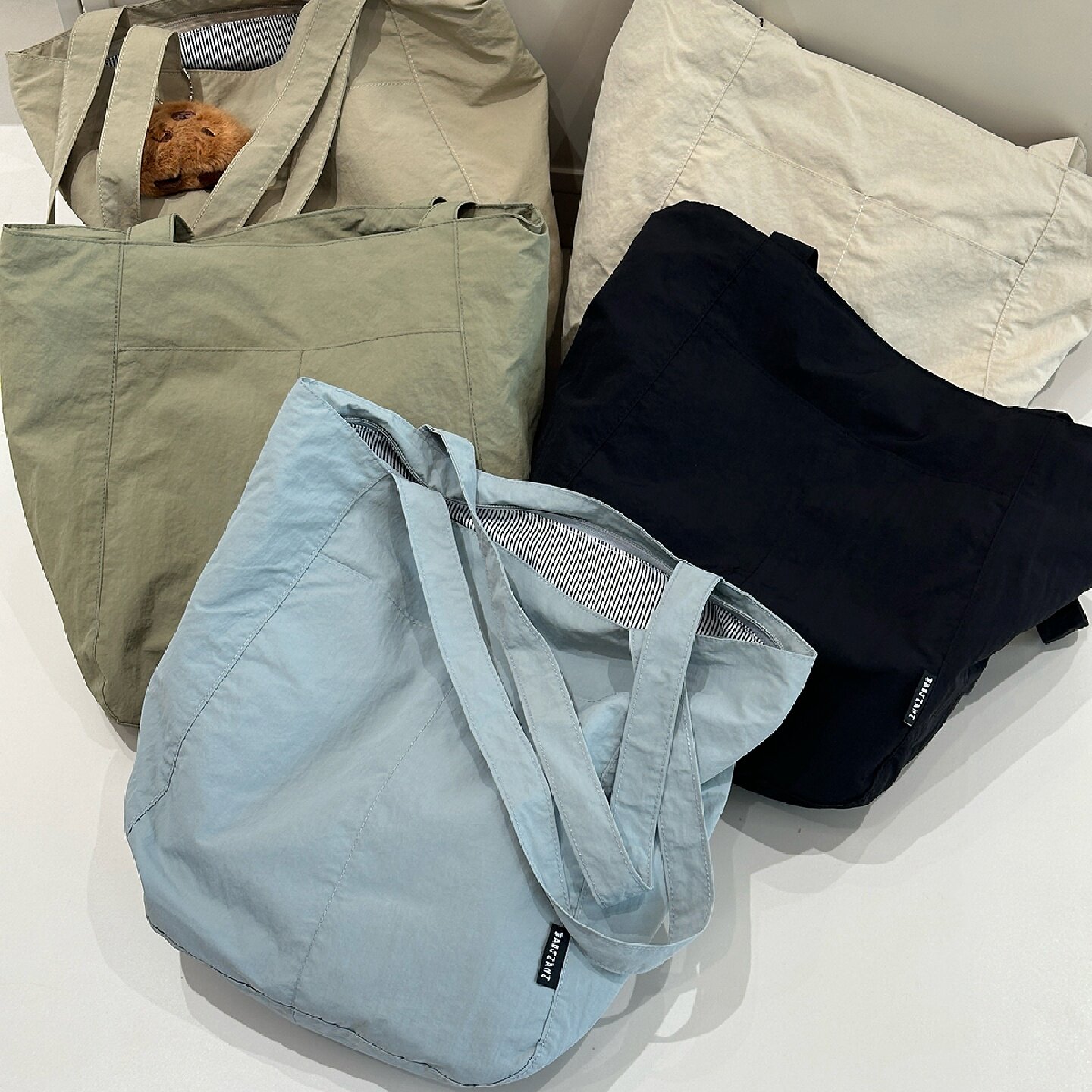 日系ins风简约休闲帆布包包女大容量托特包学生党轻便通勤单肩包