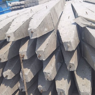 大棚水泥方桩栏杆护栏架围网柱水泥杆河道方桩钢筋混凝土预制桩