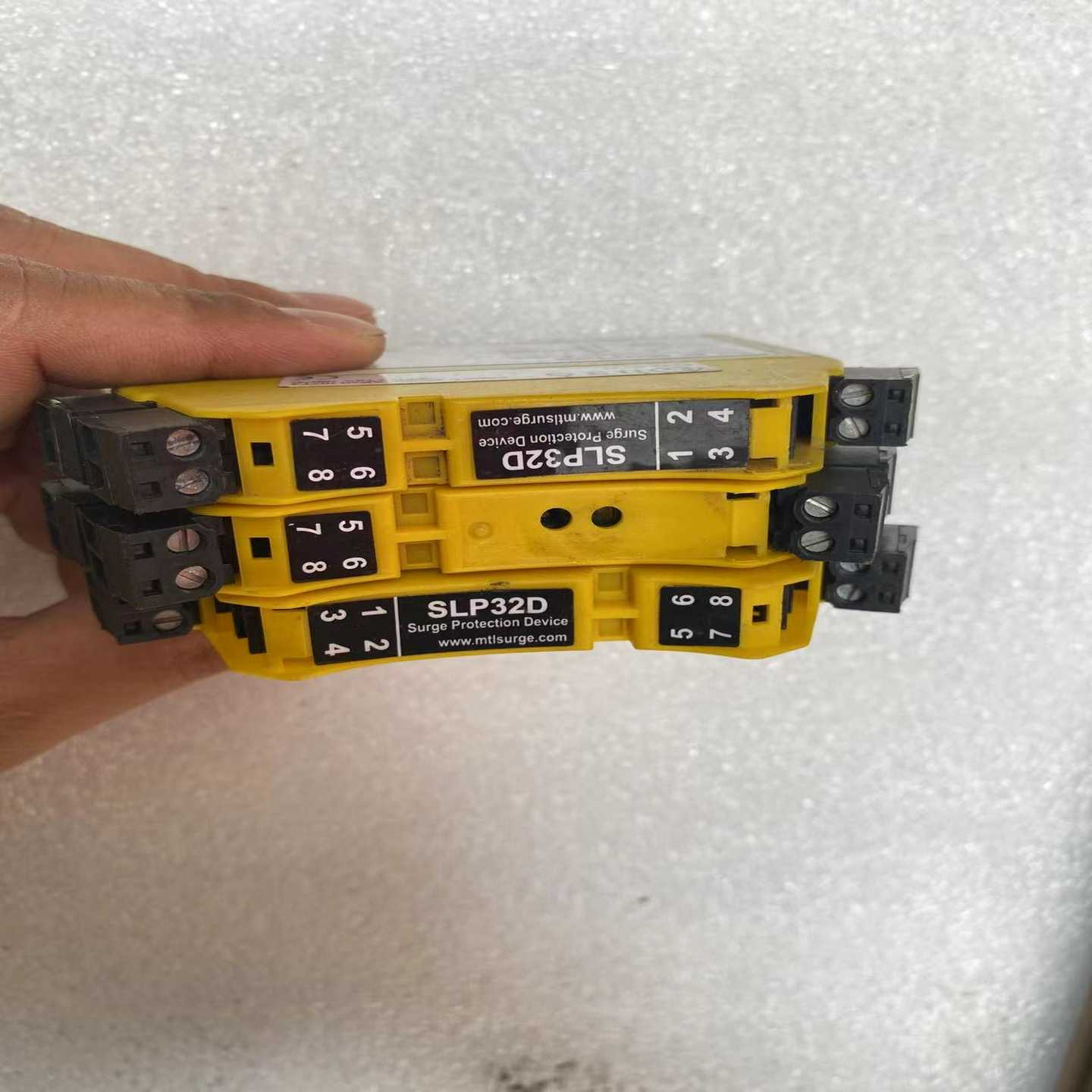 MTL信号浪涌保护器SLP32D，，已店铺图片为准询价