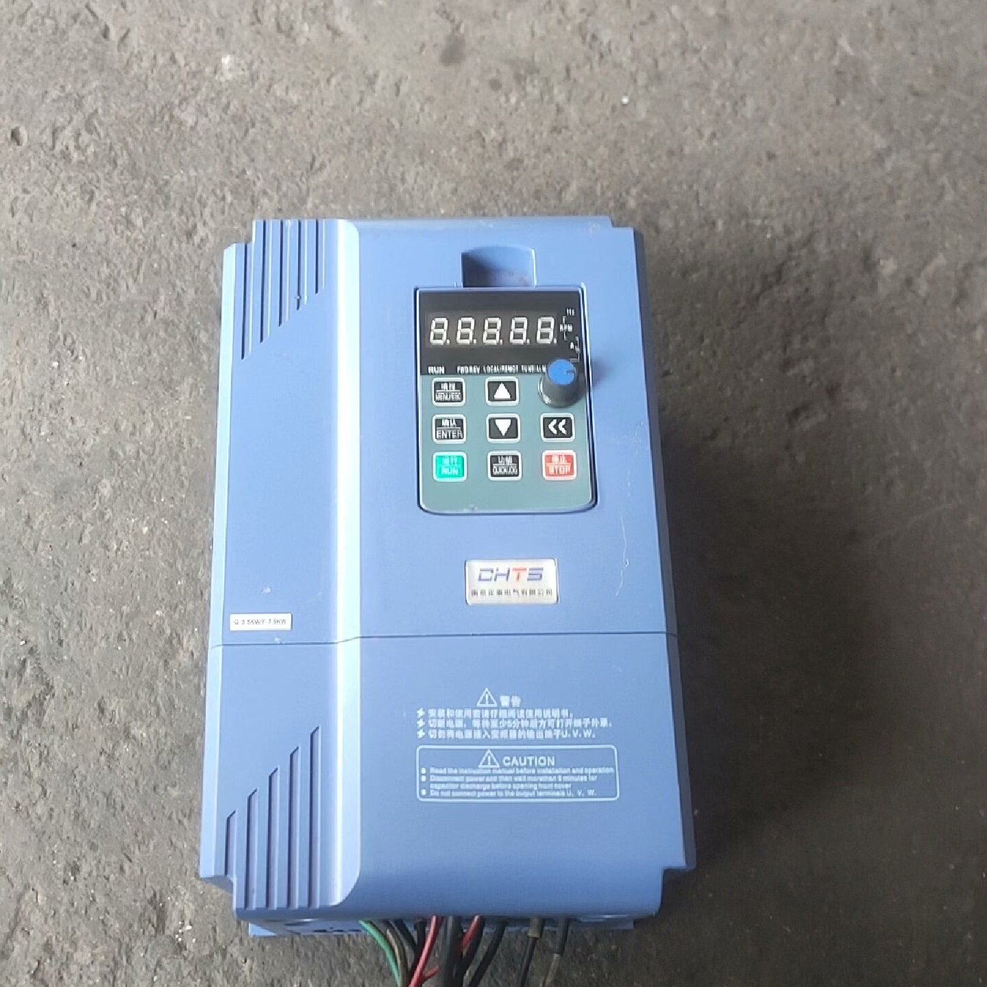 正泰5.57.5kw变频器V6005R5G47R5F4--议价商品