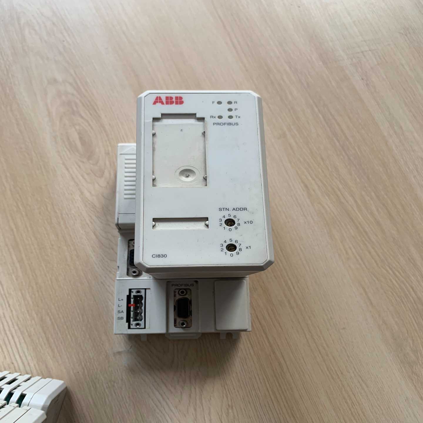 模块CI8303BSE020773R1302底座3询价