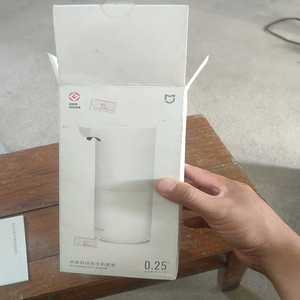 米家自动洗手机套装仅开封，里面全部原装未动，膜都没撕，