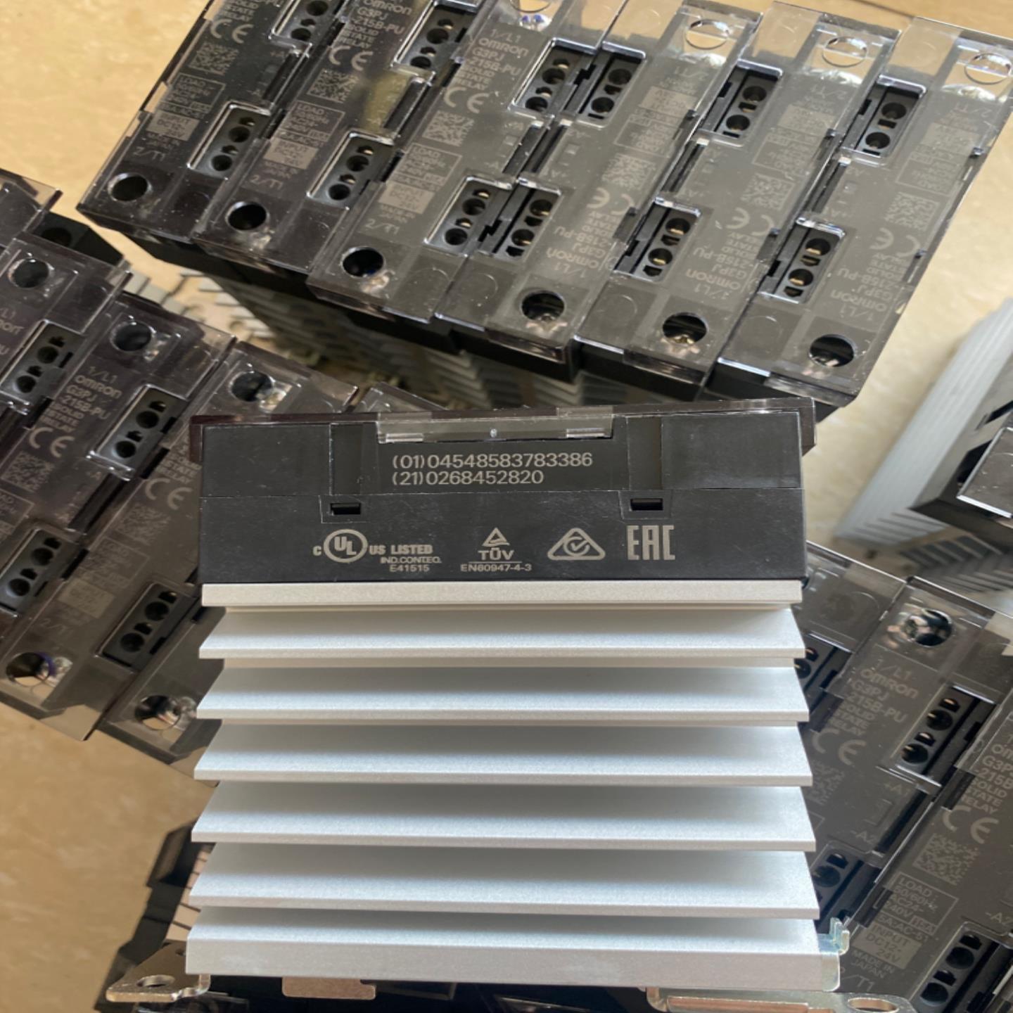 配件G3PJ-215B 225B-PU固态继电器G3PF-225B 235B 525 G3PF-议价