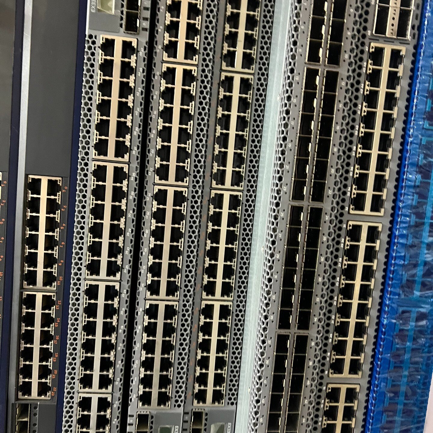 詹博JUNIPEREX330048T48口千兆电口议价