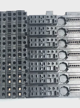 7Pcs.SIEMEENS TME15C2401 Terminal Modules